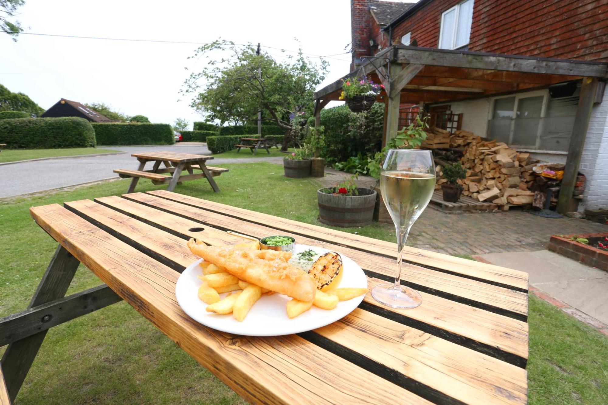 Two Sawyers Locanda *